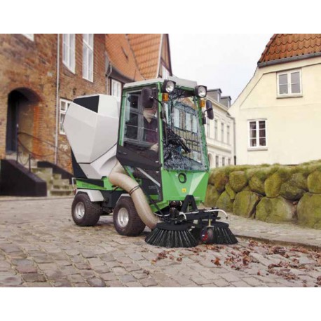 EGHOLM Park Ranger 2150 profesjonalny traktorek do koszenia, zamiatania i odśnieżania