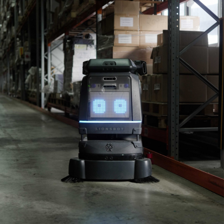 R3 SCRUB PRO Lionsbot czyszczący robot autonomiczny Pureco