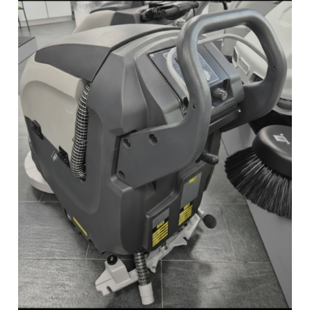 nowoczesna maszyna do szorowania podłóg FABULA