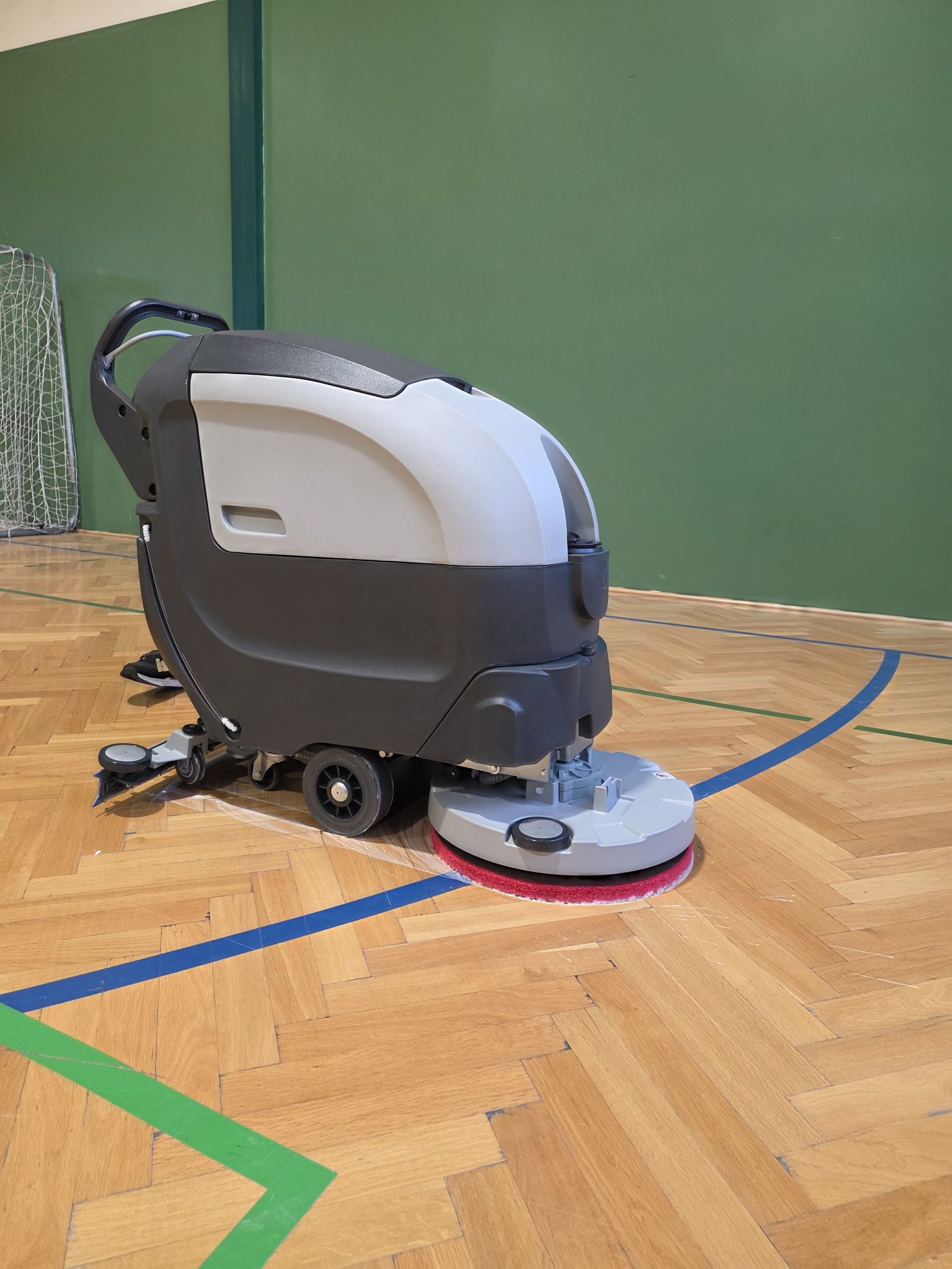 Głowica Fabuli 50 BT ze szczotką tarczową Ø 510 mm i ssawą na parkiecie